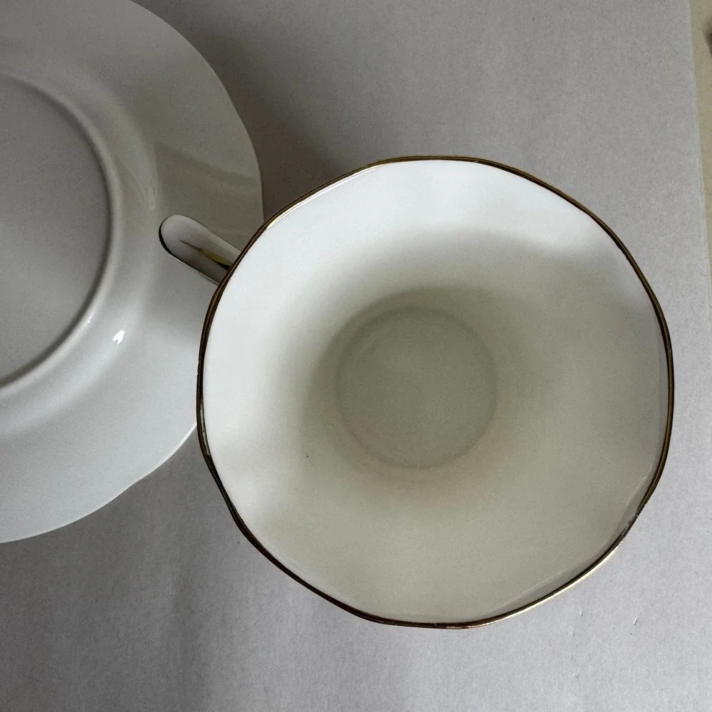 Duchess Fine Bone China Floral Mug and‎ Plate Set Made in England Gold Rim